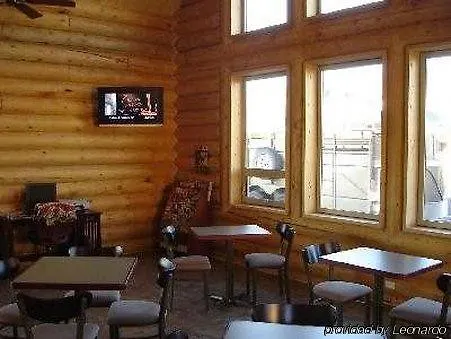 Hotel Cowboy Village 4*