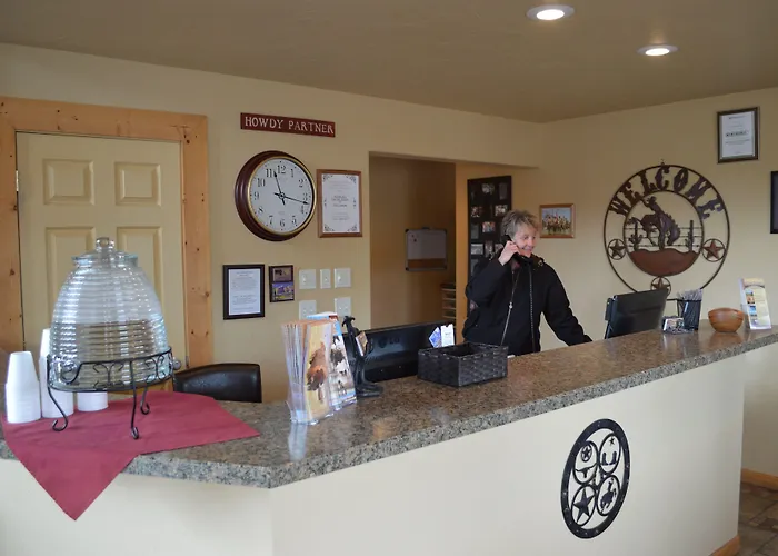 Cowboy Village Hotel 4*