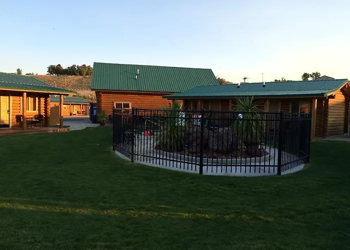 Cowboy Village Hotel