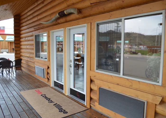 Cowboy Village Hotel 4*