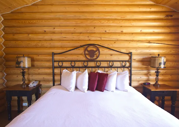 Hotel Cowboy Village 4*