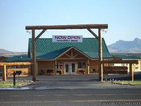 Cowboy Village Hotel 4*