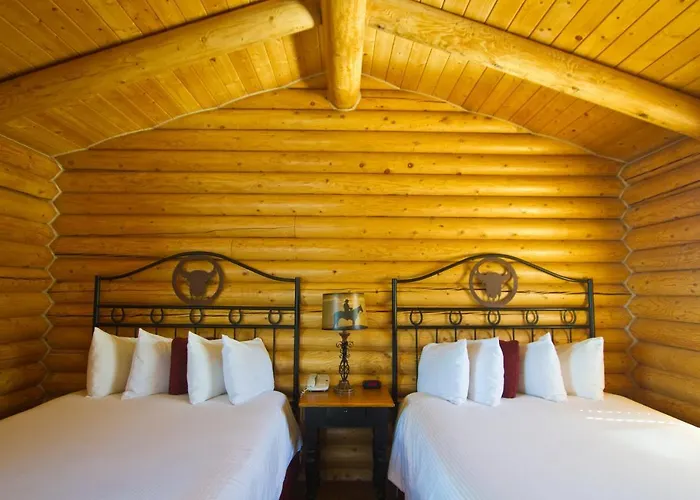 Hotel Cowboy Village 4*